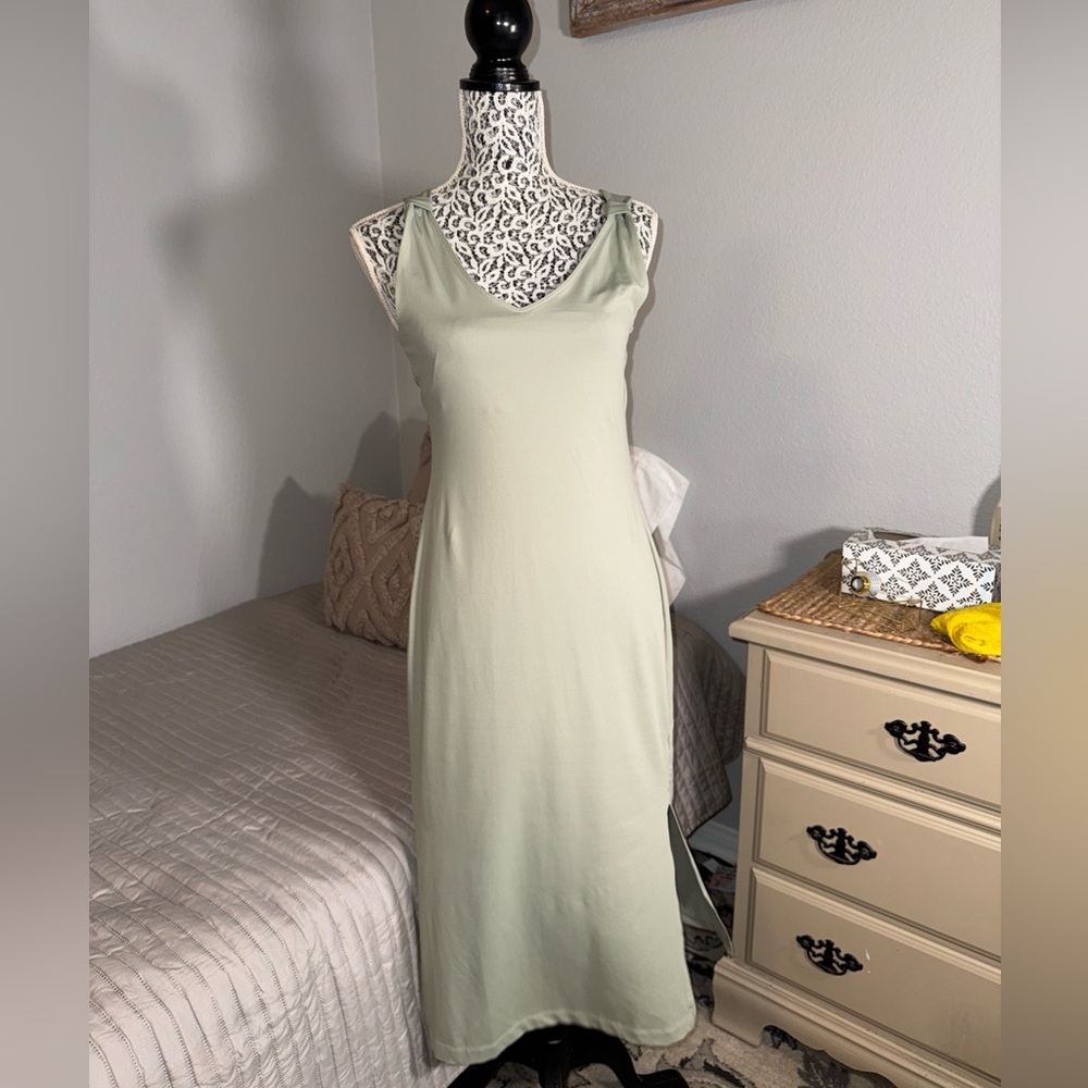 Columbia women’s omni Wick advanced, evaporation, long maxi dress  sz: XS